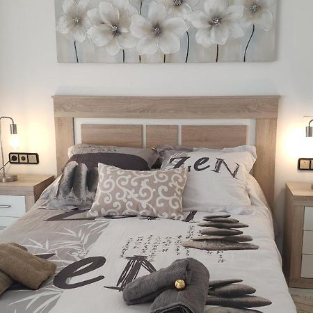 The Triplets Apartment Agres Bagian luar foto