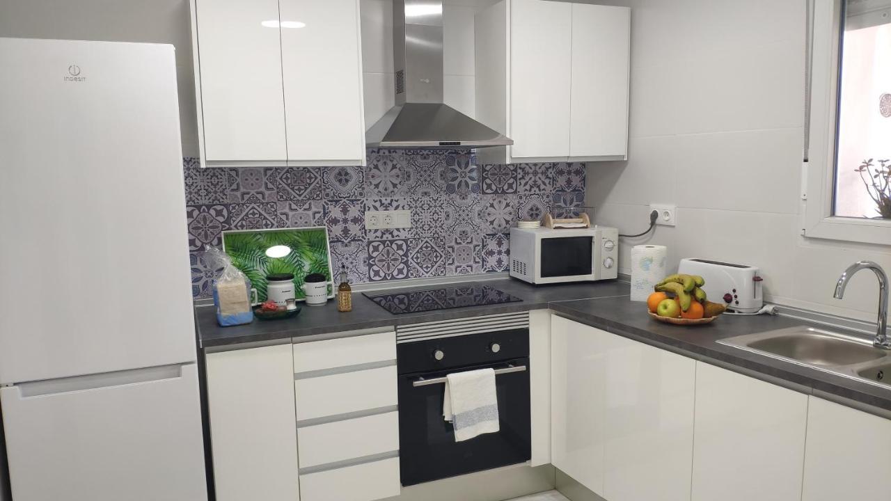 The Triplets Apartment Agres Bagian luar foto