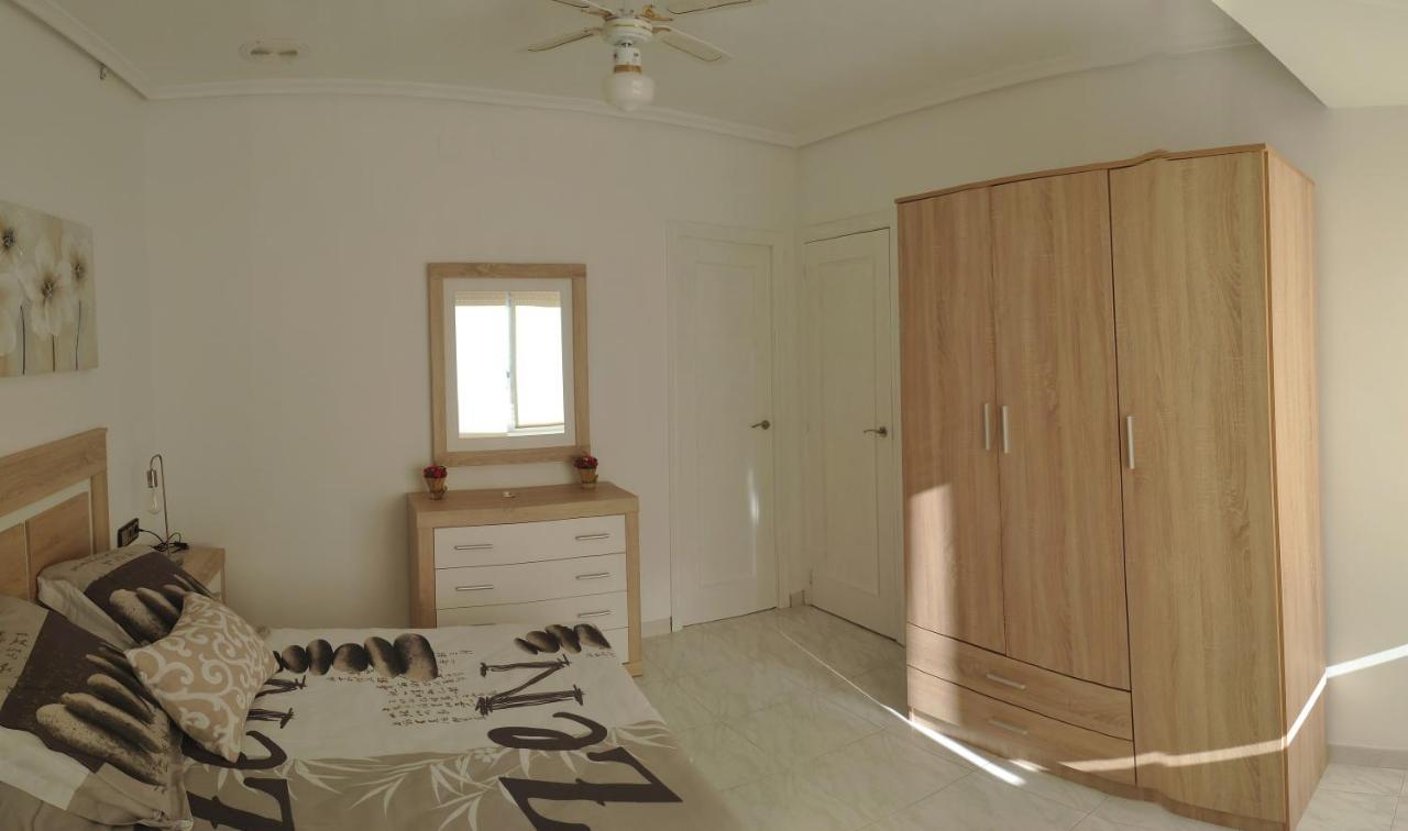 The Triplets Apartment Agres Bagian luar foto