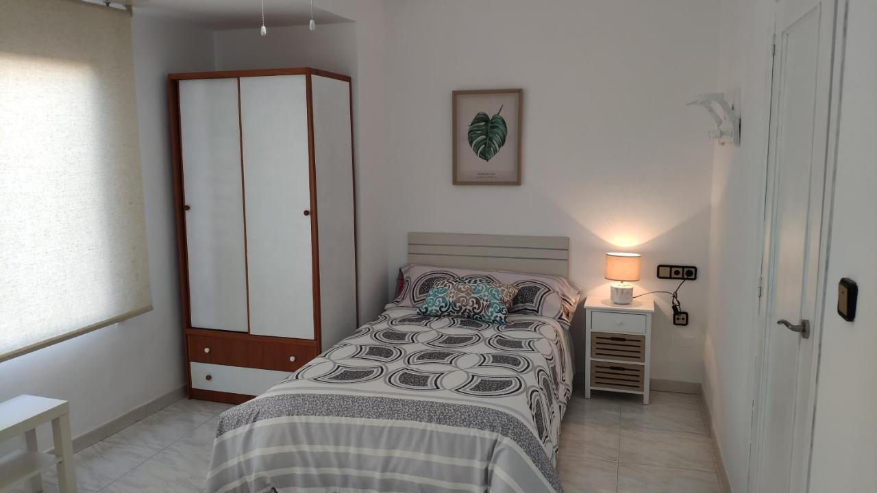 The Triplets Apartment Agres Bagian luar foto