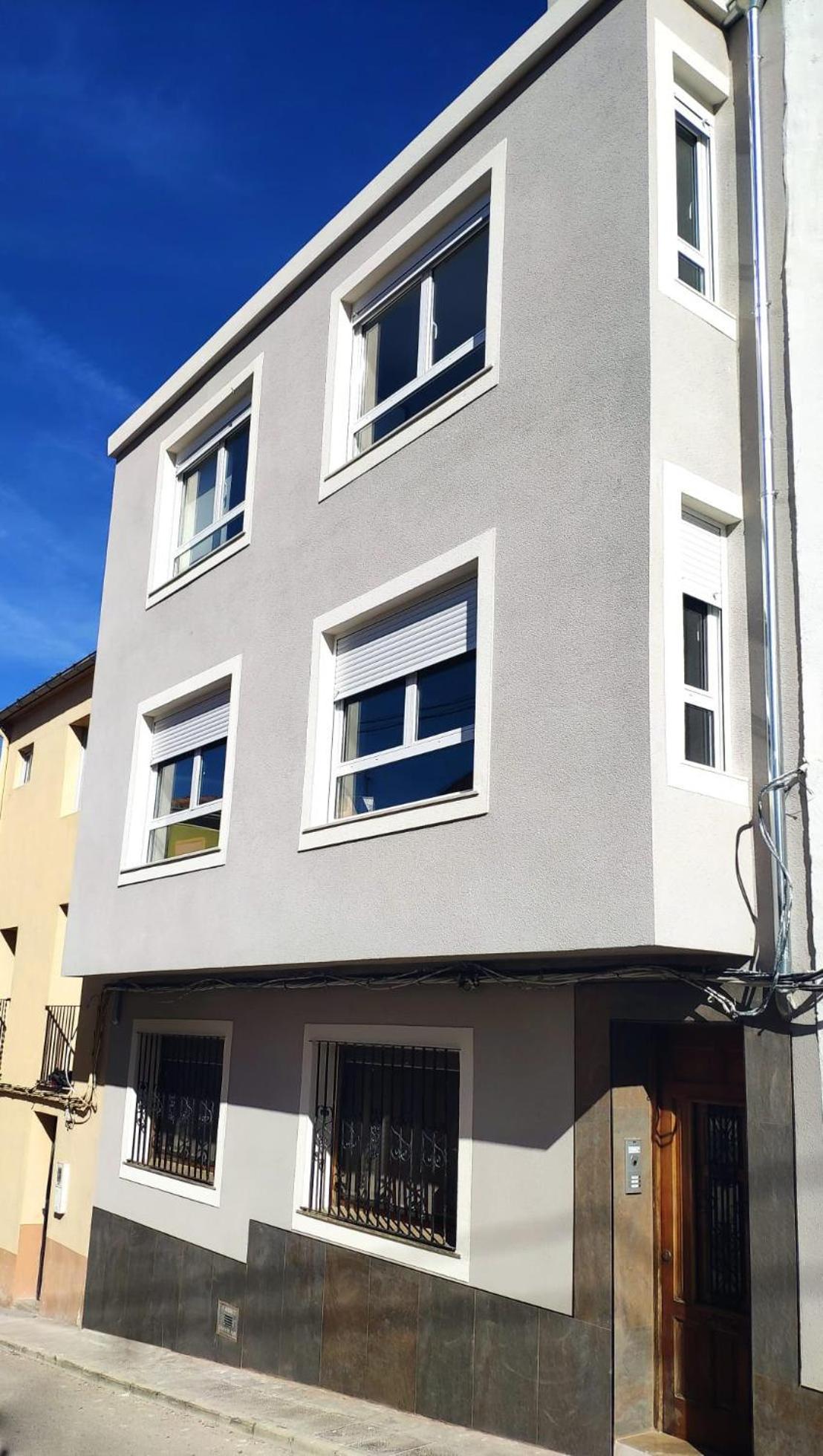 The Triplets Apartment Agres Bagian luar foto